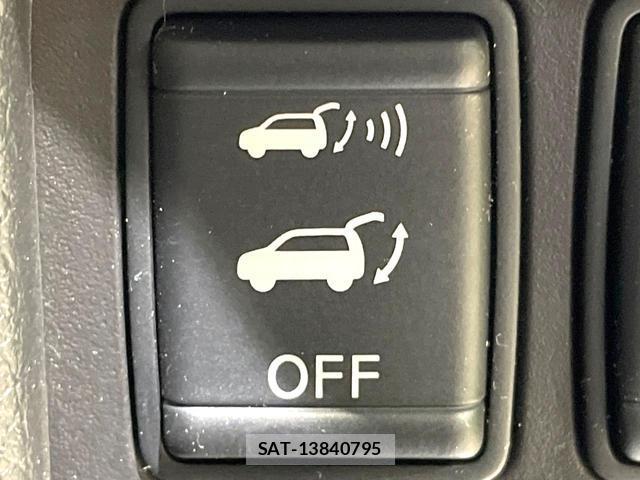 Nissan X-TRAIL 2016-12 8550682-6