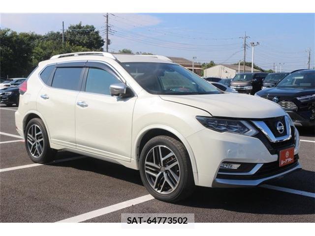 Nissan X-TRAIL 2018-03 8550754-12