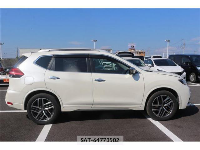 Nissan X-TRAIL 2018-03 8550754-14