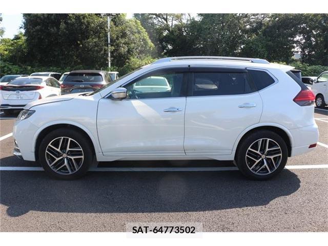 Nissan X-TRAIL 2018-03 8550754-19