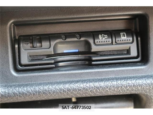 Nissan X-TRAIL 2018-03 8550754-6