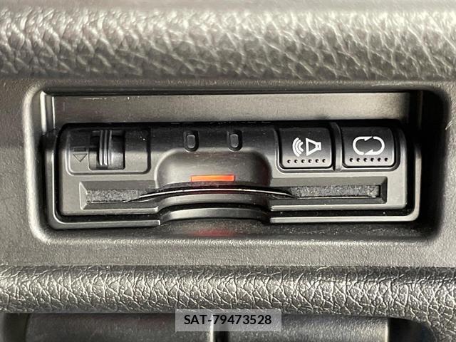 Nissan X-TRAIL 2015-09 8550926-5