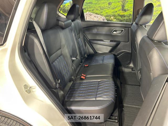 Nissan X-TRAIL 2023-09 8550969-8