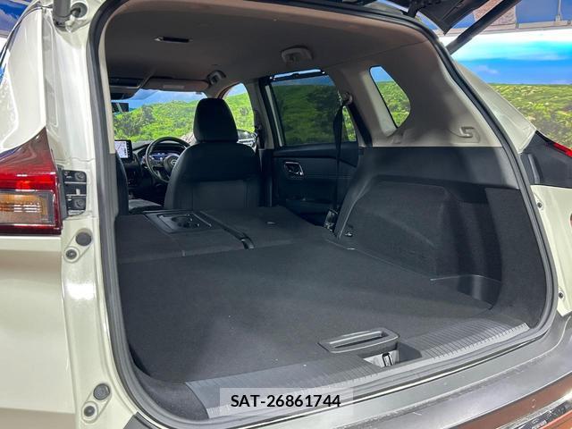 Nissan X-TRAIL 2023-09 8550969-9