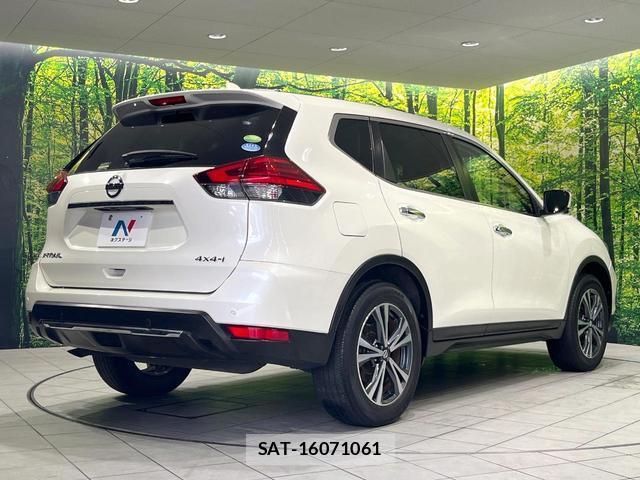 Nissan X-TRAIL 2019-10 8551079-16