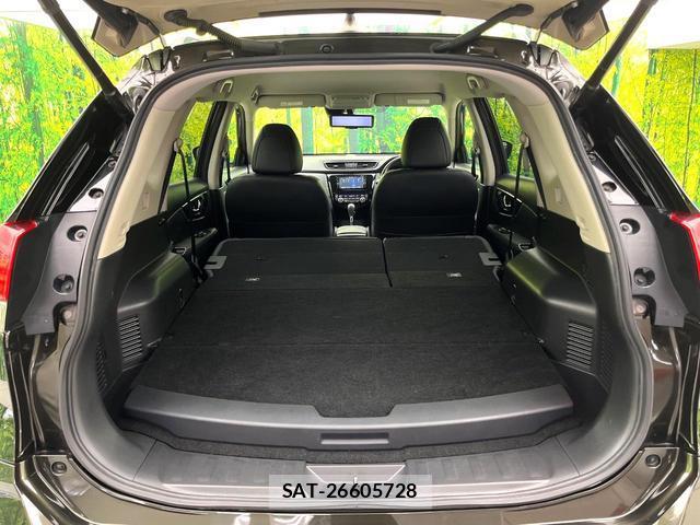 Nissan X-TRAIL 2018-03 8551159-9
