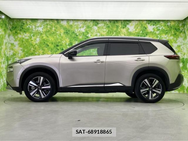 Nissan X-TRAIL 2022-10 8552361-1