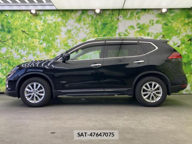 Nissan X-TRAIL 2018-08 8552628-1