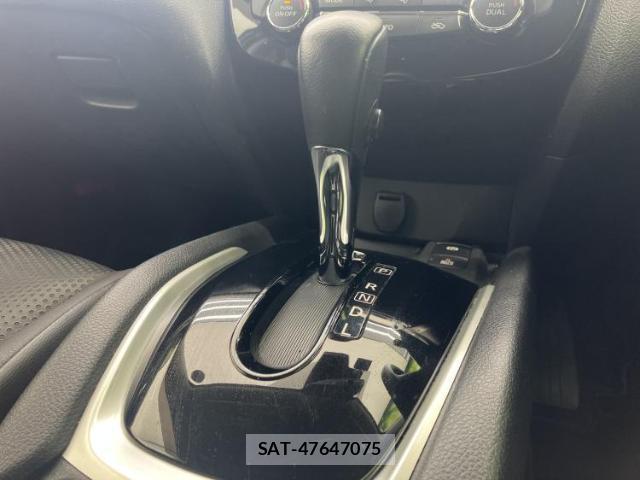 Nissan X-TRAIL 2018-08 8552628-17