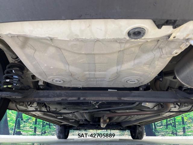 Suzuki X BEE 2018-04 8546000-18