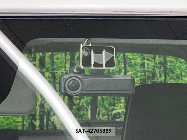 Suzuki X BEE 2018-04 8546000-5