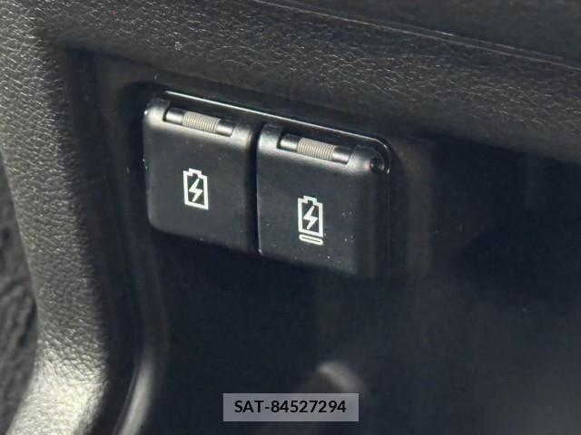Suzuki X BEE 2022-09 8547105-18