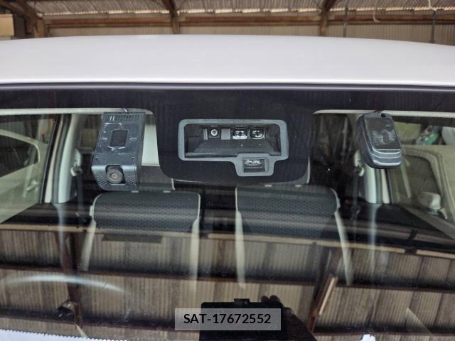 Suzuki X BEE 2020-05 8549794-6