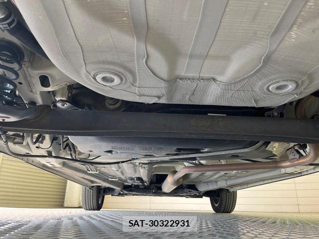 Suzuki X BEE 2018-08 8551710-18