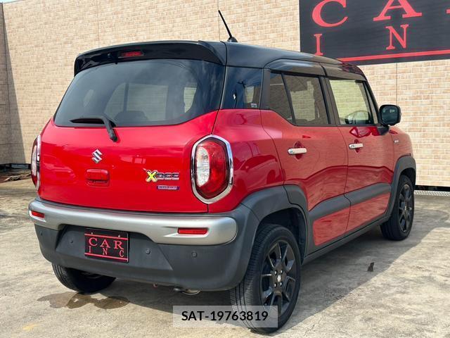 Suzuki X BEE 2018-09 8552038-2