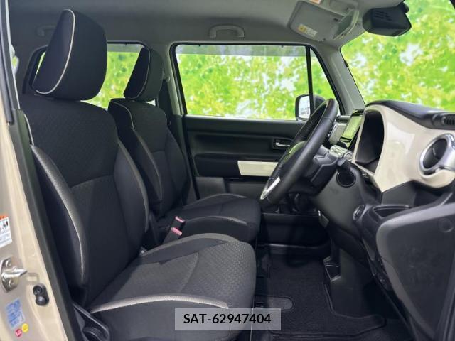 Suzuki X BEE 2019-07 8552264-4