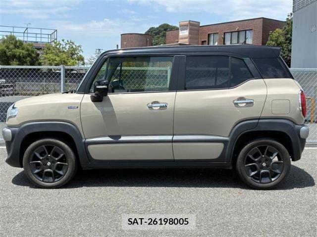Suzuki X BEE 2019-12 8552591-1