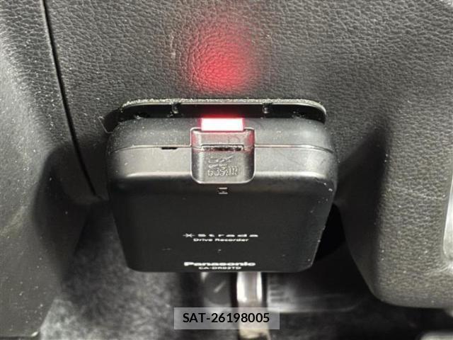 Suzuki X BEE 2019-12 8552591-14