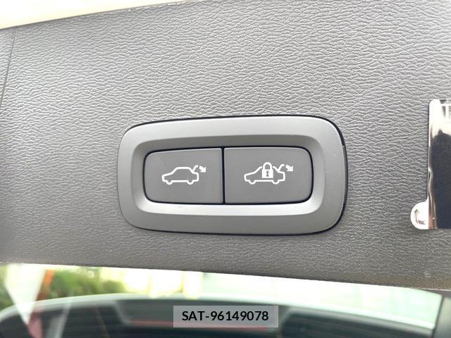 Volvo XC40 2021-09 8546823-17