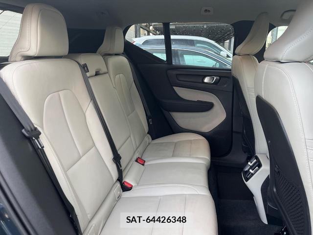 Volvo XC40 2021-06 8547016-13