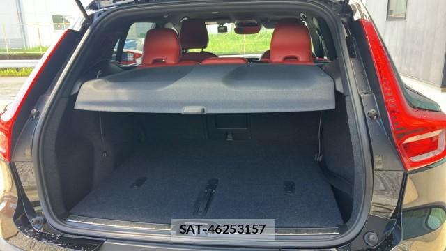 Volvo XC40 2019-05 8550280-17