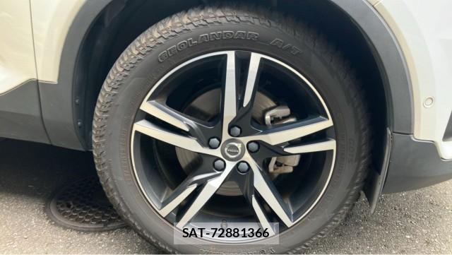 Volvo XC40 2020-11 8550403-8