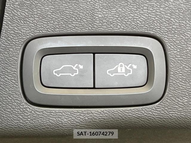 Volvo XC60 2021-10 8545578-11