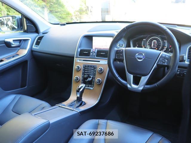 Volvo XC60 2017-07 8545640-15