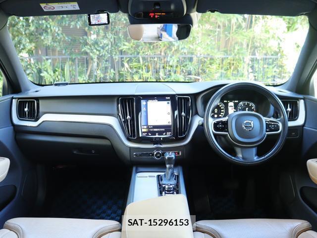 Volvo XC60 2018-03 8545641-3