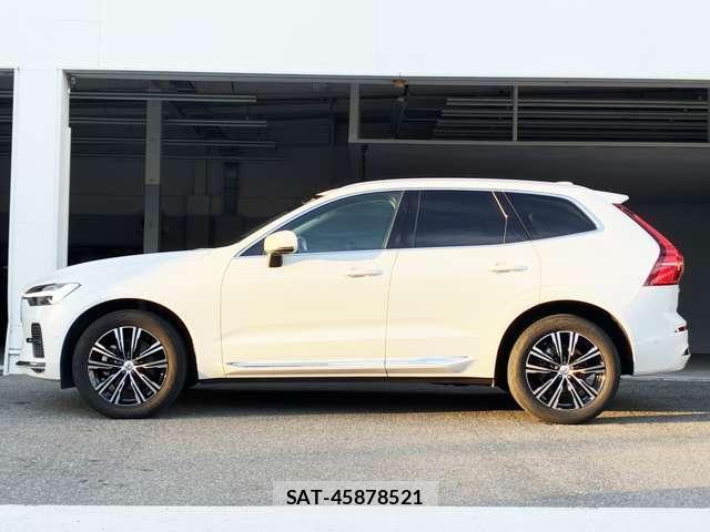 Volvo XC60 2021-10 8548575-11