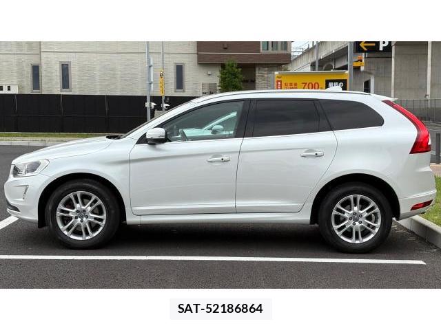 Volvo XC60 2014-12 8548771-2