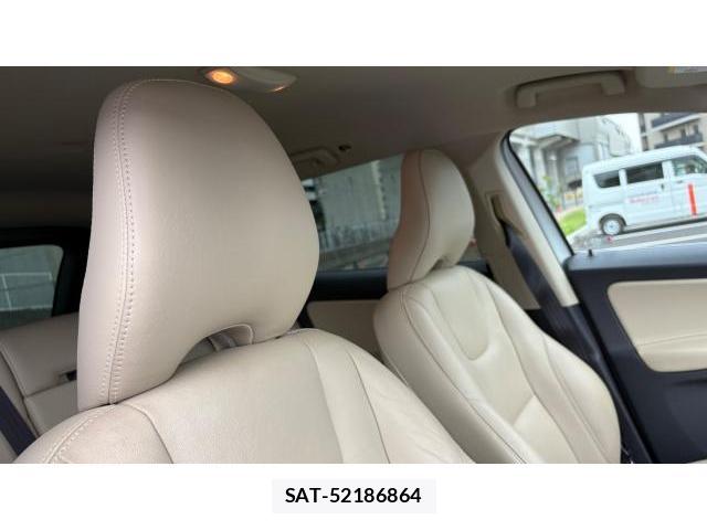 Volvo XC60 2014-12 8548771-5