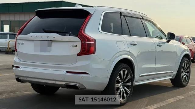 Volvo XC90 2017-02 8550340-7