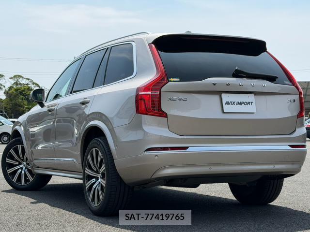 Volvo XC90 2023-09 8552087-1