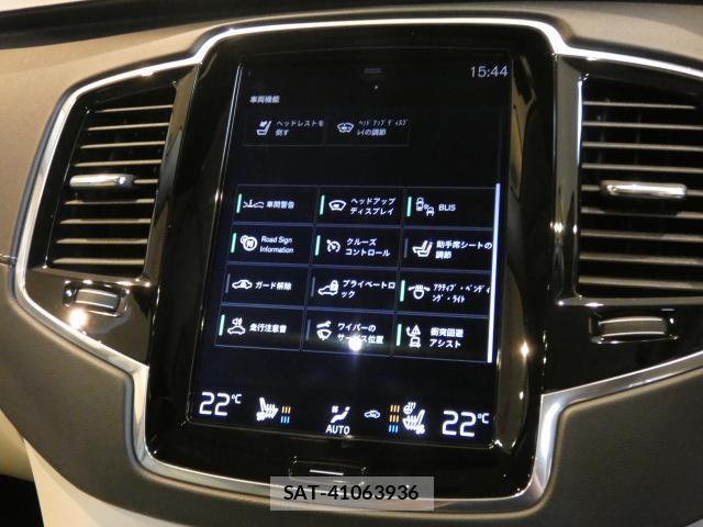 Volvo XC90 2017-02 8552088-17