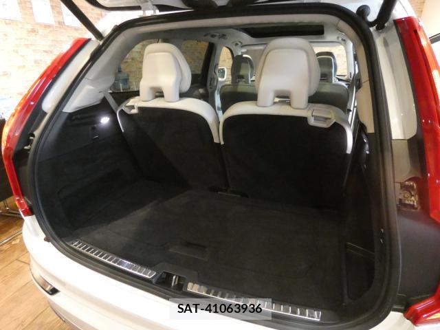Volvo XC90 2017-02 8552088-18