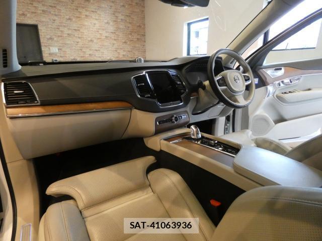 Volvo XC90 2017-02 8552088-8