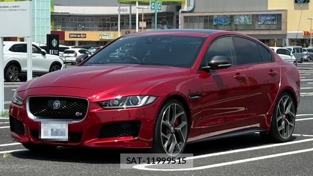 Jaguar XE 2015-07 8550283-0