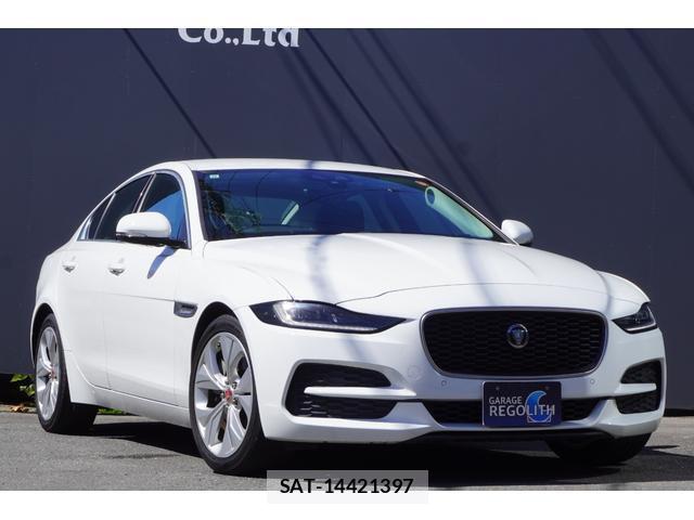 Jaguar XE 2019-10 8552116-4