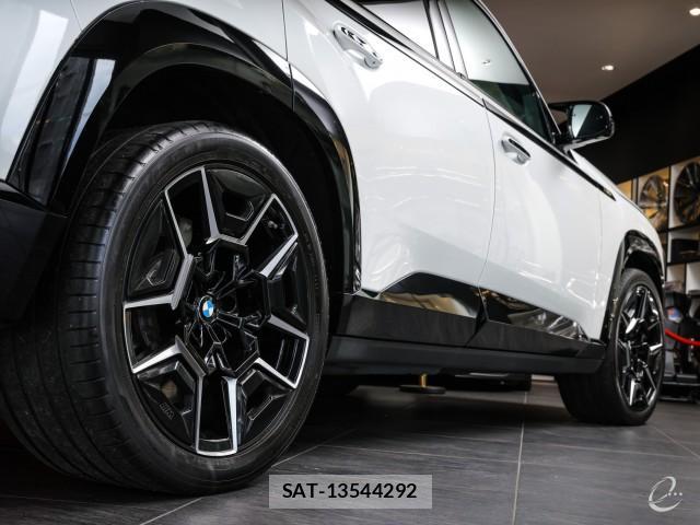 Bmw XM 2024-01 8546330-10