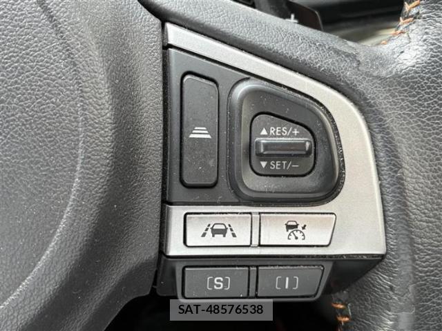 Subaru XV 2016-02 8546212-13