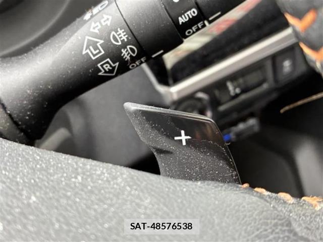 Subaru XV 2016-02 8546212-14