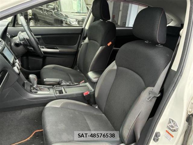 Subaru XV 2016-02 8546212-5