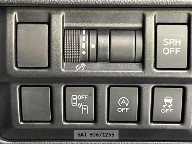 Subaru XV 2018-04 8546697-5