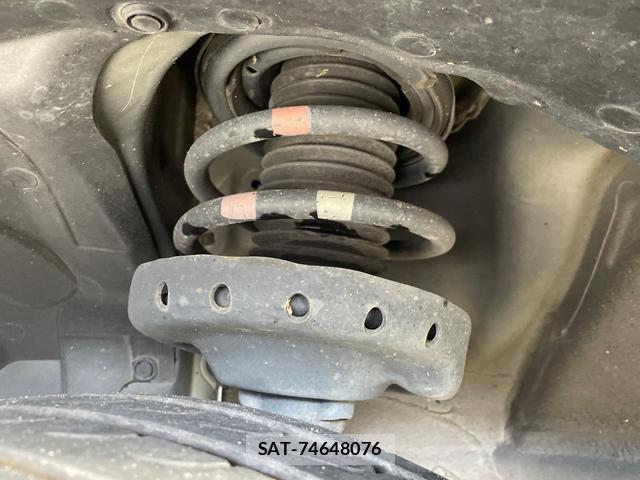 Subaru XV 2013-08 8549016-18