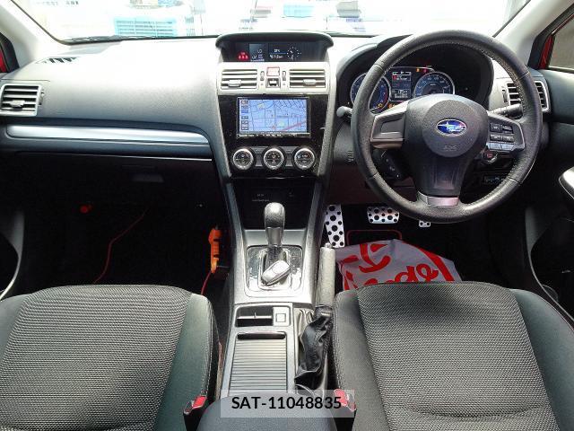 Subaru XV 2015-06 8549032-15