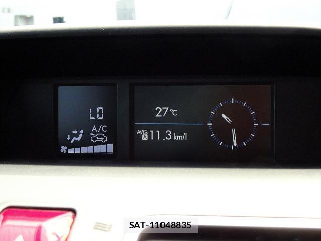 Subaru XV 2015-06 8549032-18