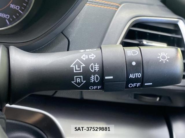 Subaru XV 2018-01 8549604-14