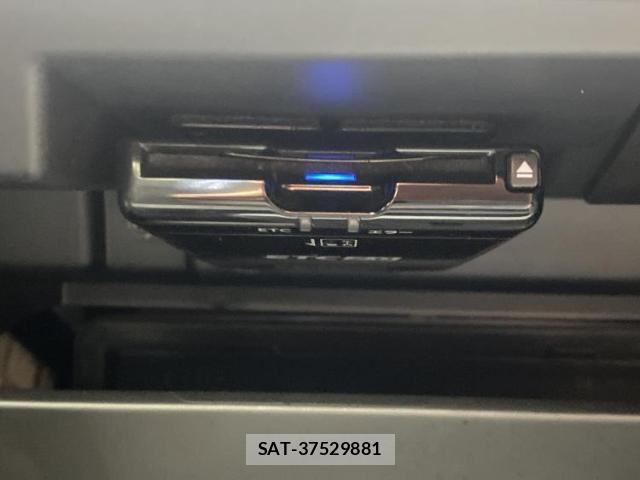 Subaru XV 2018-01 8549604-17