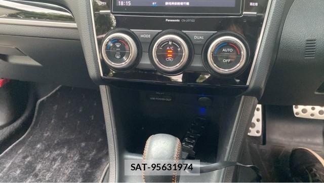 Subaru XV 2015-11 8550218-14